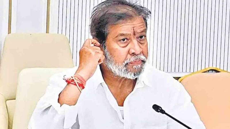 Shamshabaad Airpot లో ఎబోలా అలెర్ట్ కట్టుదిట్టమైన స్క్రినింగ్ -మంత్రి దామోదర ఆదేశాలు
